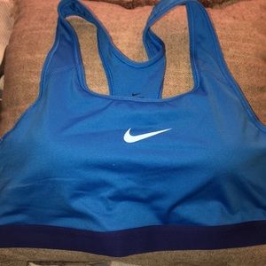 Nike never worn racerback bra
